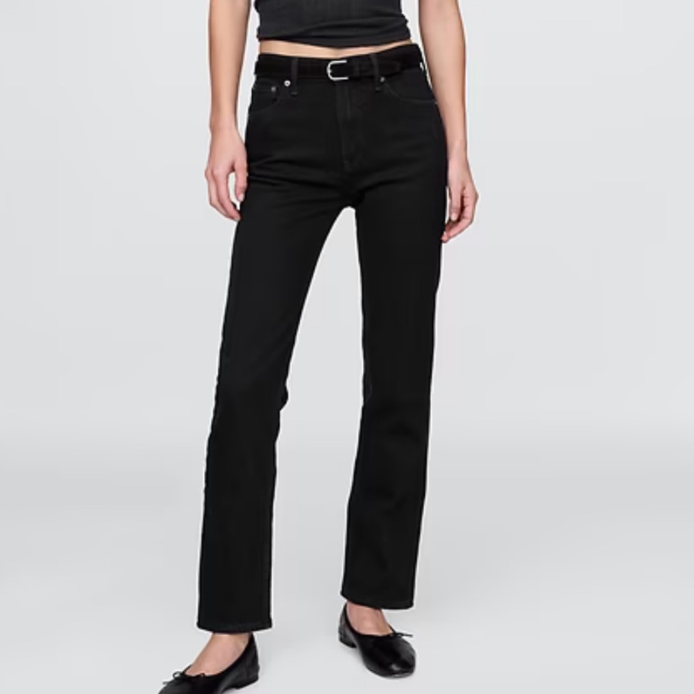 GAP Women's Black Straight Leg Jeans